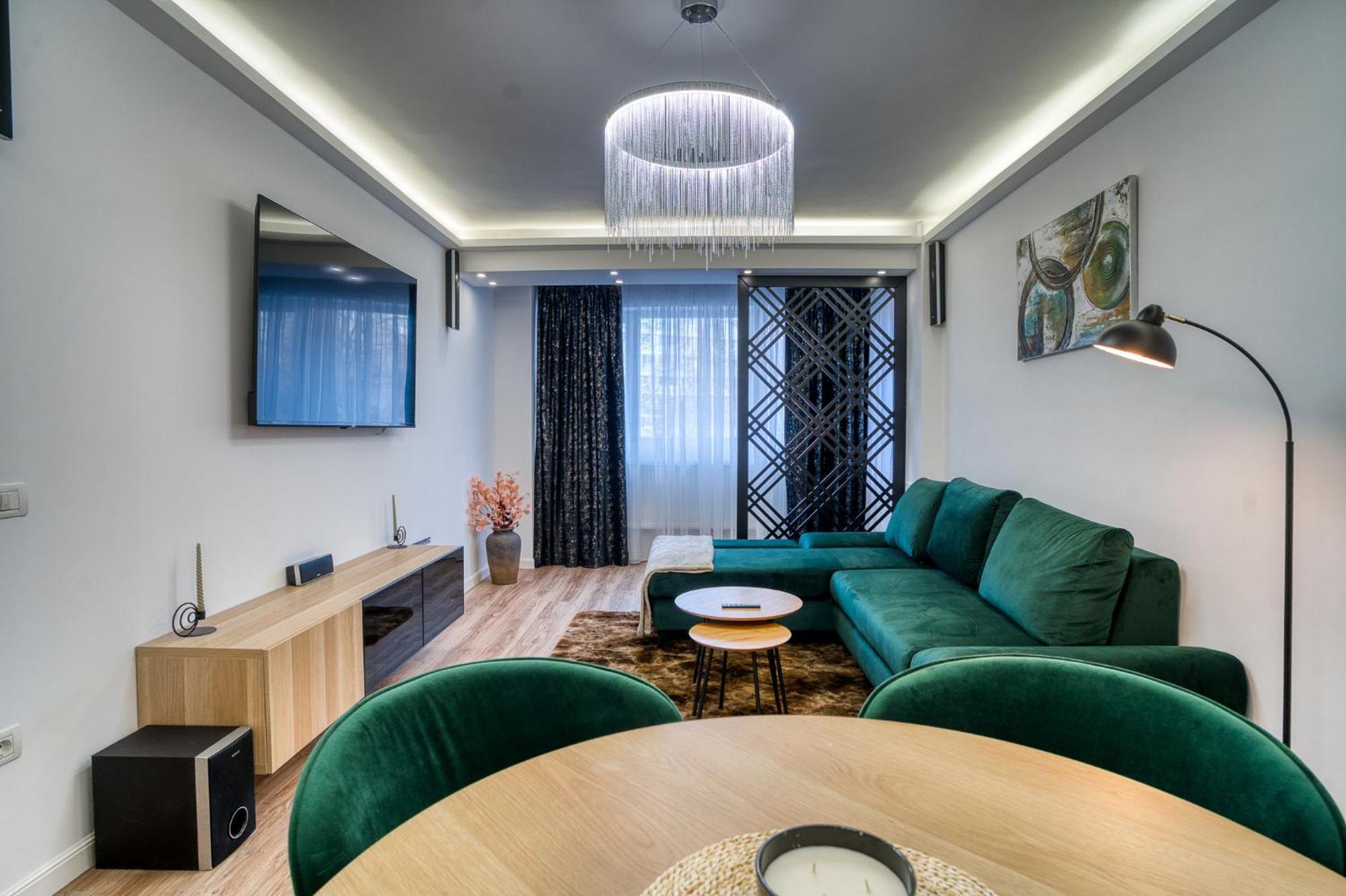 City Chic Retreat: Newly Renovated 1Br Apartment Bucharest Luaran gambar