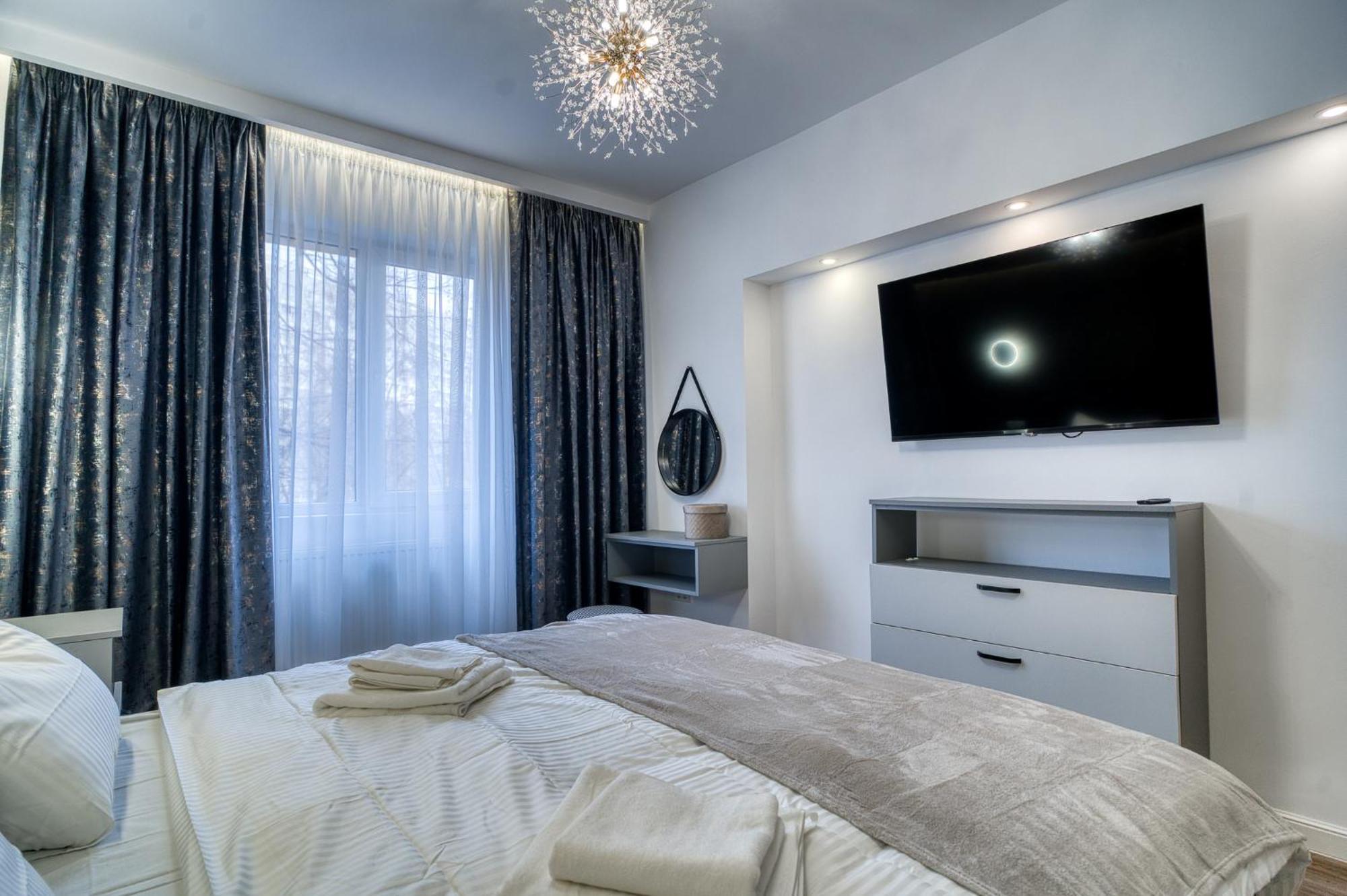 City Chic Retreat: Newly Renovated 1Br Apartment Bucharest Luaran gambar