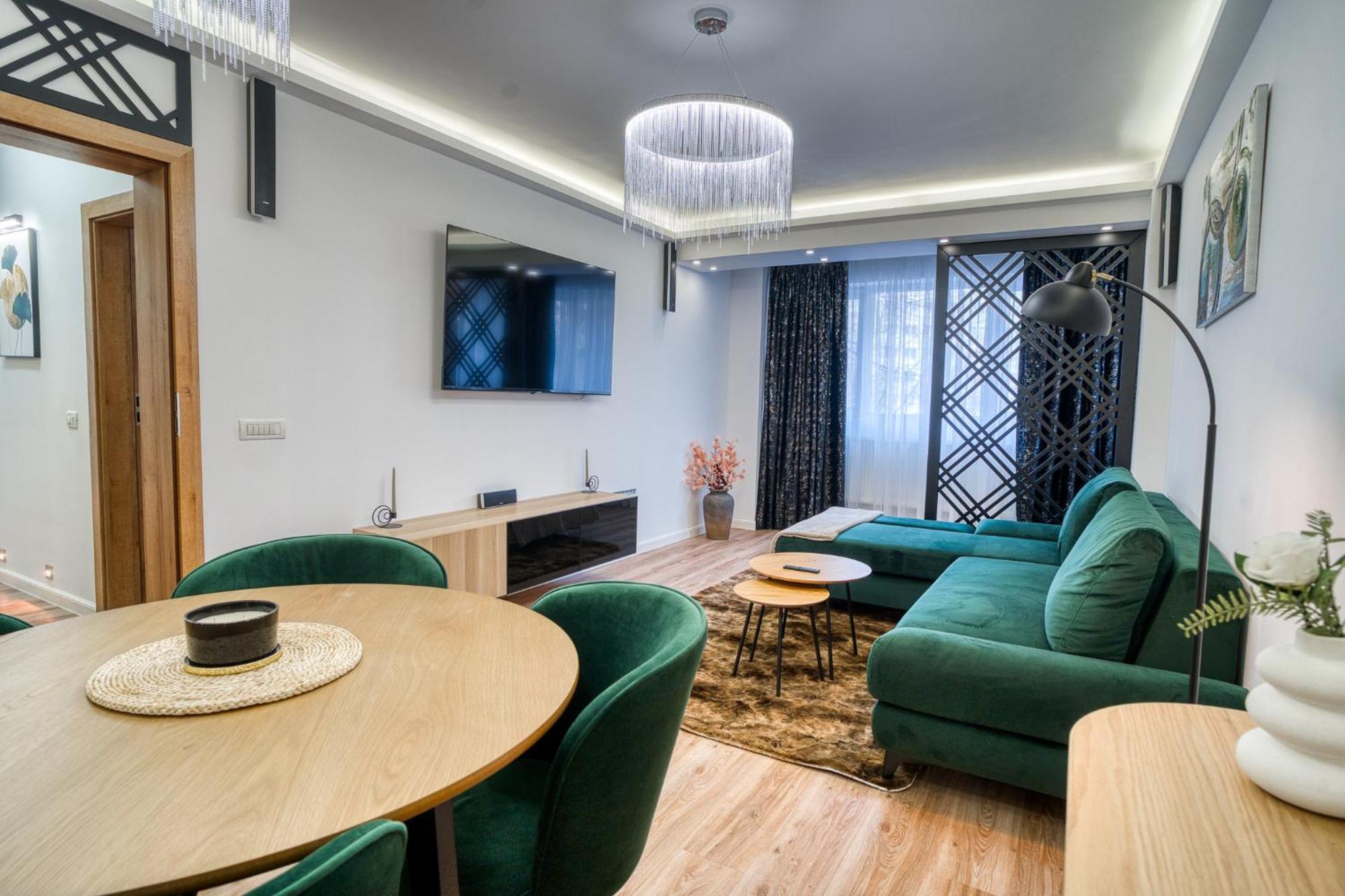 City Chic Retreat: Newly Renovated 1Br Apartment Bucharest Luaran gambar